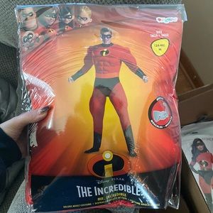 Mr. Incredible costume